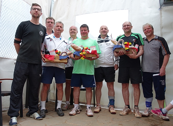 Siegreich bei den Herren 50 Siegreich bei den Herren 50