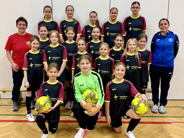 Neue Trikots für die Mädchen Neue Trikots für die Mädchen